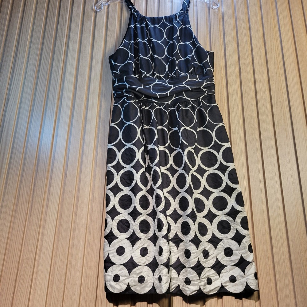 White House Black Market 100% Silk Halter Dress Black White Circle Print Size 4